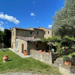 5 bedroom house with pool for sale near Cortona Tuscany (7)