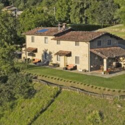 A beautiful farmhouse property with pool for sale in Garfagnana Tuscany (3)