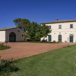 Beautiful Villa for sale near Montepulciano Tuscany (5)