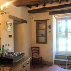 Farmhouse for sale with pool near Cortona, Tuscany (19)