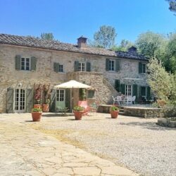 Farmhouse for sale with pool near Cortona, Tuscany (4)