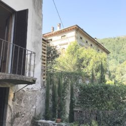 Townhouse with Garden for sale in Bagni di Lucca Tuscany_1200 (2)