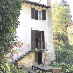 Townhouse with Garden for sale in Bagni di Lucca Tuscany_1200 (28)