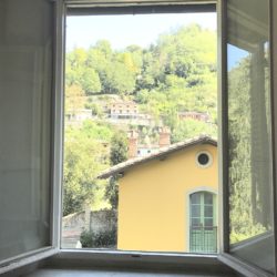 Townhouse with Garden for sale in Bagni di Lucca Tuscany_1200 (46)