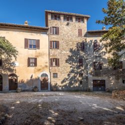 Large Historic Villa for Sale in Magione 14