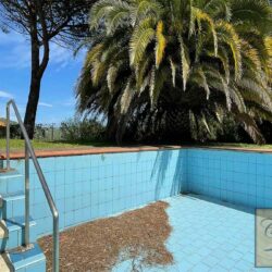 Villa with pool for sale near Buggiano Tuscany (117)