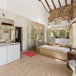 Rustic house for sale with pool near Todi Umbria (6)