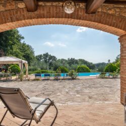 Property with Pool and annex for sale near Perugia Umbria Italy (23)