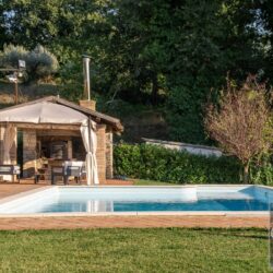Property with Pool and annex for sale near Perugia Umbria Italy (29)