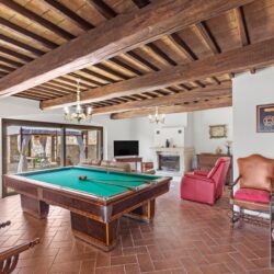 Property with Pool and annex for sale near Perugia Umbria Italy (8)