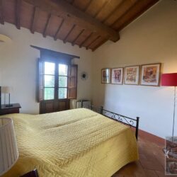 Beautiful apartment for sale on complex near Montalcino Tuscany (13)