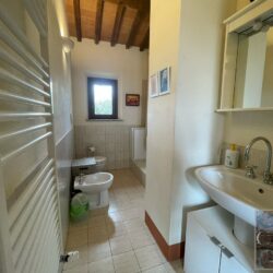 Beautiful apartment for sale on complex near Montalcino Tuscany (16)