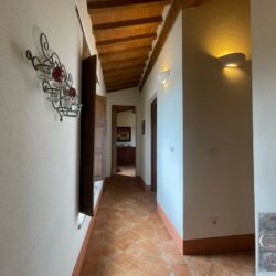 Beautiful apartment for sale on complex near Montalcino Tuscany (17)