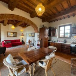 Beautiful apartment for sale on complex near Montalcino Tuscany (30)
