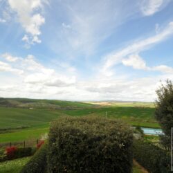 Beautiful apartment for sale on complex near Montalcino Tuscany (9)