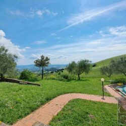 Apartment with pool for sale near Volterra Tuscany (43)