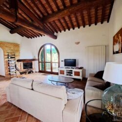 Detached apartment with shared pool on a complex near Castelfalfi golf course in Tuscany (18)