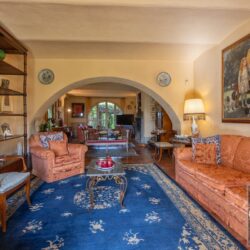 A beautiful Tuscan Farmhouse for sale with Greenhouse near Arezzo (38)