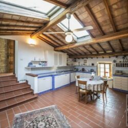 Castle Winery for sale in Tuscany (15)