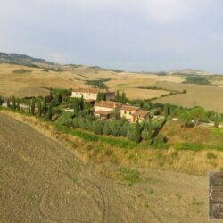 Detached house with shared pool for sale near Volterra Tuscany (15)