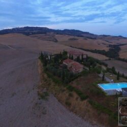 Detached house with shared pool for sale near Volterra Tuscany (16)