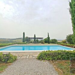 Detached house with shared pool for sale near Volterra Tuscany (19)