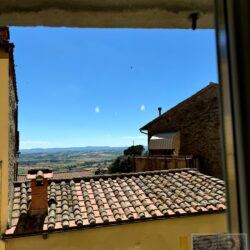 Exclusive Apartment for sale in Cortona with Terrace (17)