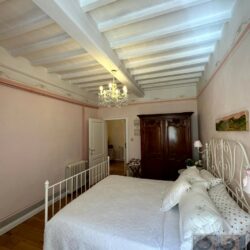 Exclusive Apartment for sale in Cortona with Terrace (19)