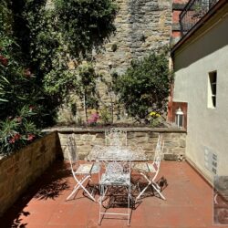 Exclusive Apartment for sale in Cortona with Terrace (2)