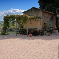 Wonderful Tuscan farmhouse for sale near Chianni (4)