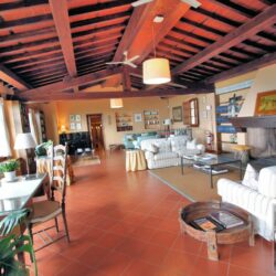 Hotel for sale in the hills of Lucca Tuscany (11)