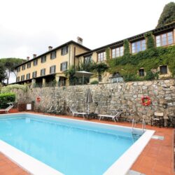 Hotel for sale in the hills of Lucca Tuscany (19)