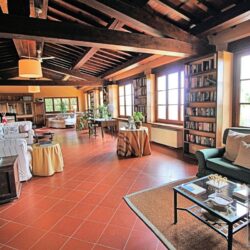 Hotel for sale in the hills of Lucca Tuscany (68)