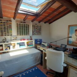 House for sale near Marliana Pistoia Tuscany (33)