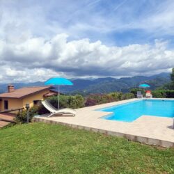 House with Pool and Views for sale in Garfagnana (15)