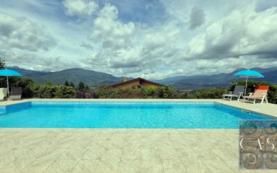 Villa in Garfagnana with Pool and Great Views