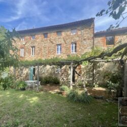 Ancient Tuscan Castle for sale with Sea view, Camaiore, Tuscany (31)