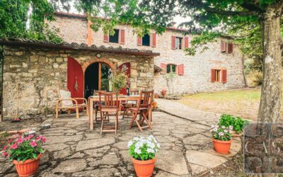 16th Century Farmhouse for sale in Chianti, Tuscany