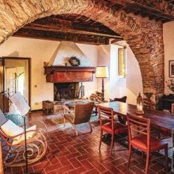 Farmhouse for sale near Gaiole in Chianti Tuscany (8)