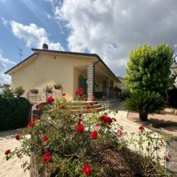 Villa with pool for sale near Fauglia Pisa Tuscany (35)