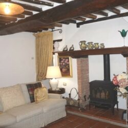 House with Pool for sale near Gallicano Lucca Tuscany (14)