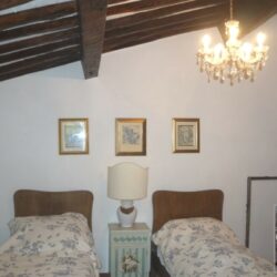 House with Pool for sale near Gallicano Lucca Tuscany (17)