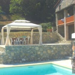 House with Pool for sale near Gallicano Lucca Tuscany (27)