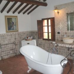 House with Pool for sale near Gallicano Lucca Tuscany (29)