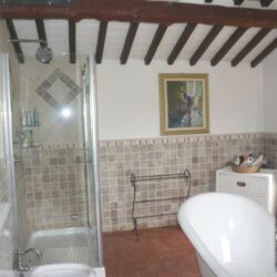 House with Pool for sale near Gallicano Lucca Tuscany (33)