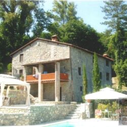 House with Pool for sale near Gallicano Lucca Tuscany (35)