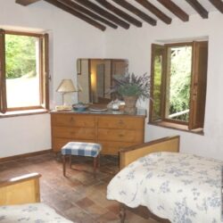 House with Pool for sale near Gallicano Lucca Tuscany (7)